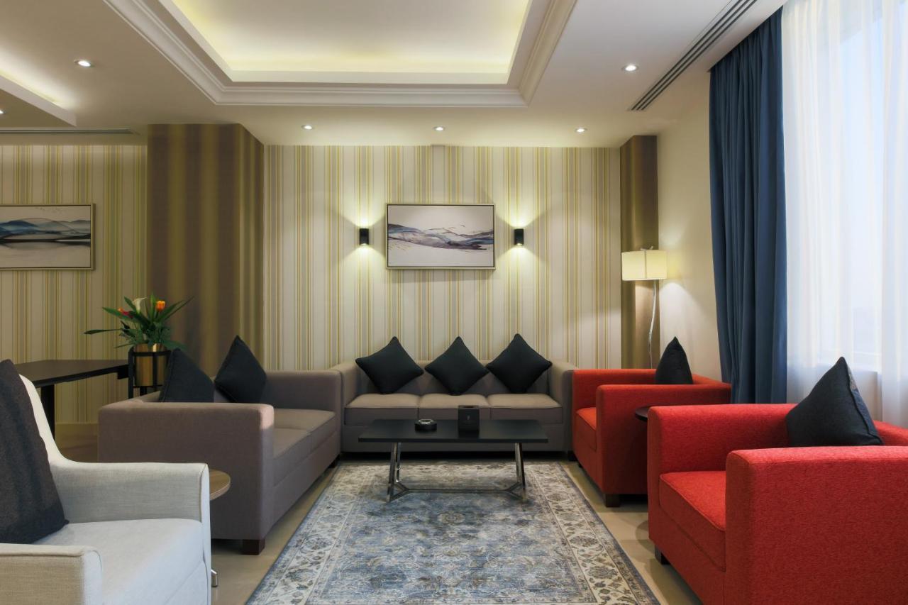 The Proud Hotel Эль-Хубар Экстерьер фото