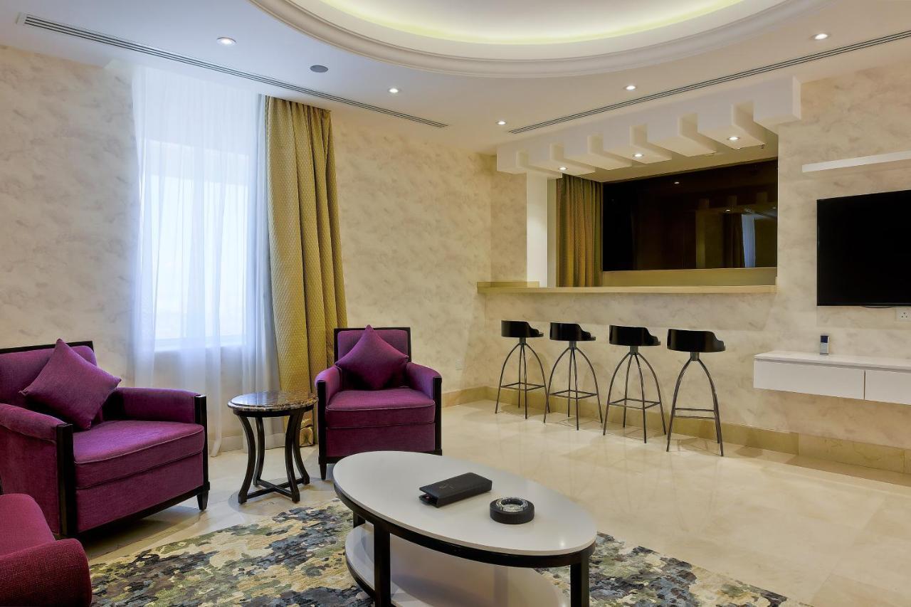 The Proud Hotel Эль-Хубар Экстерьер фото